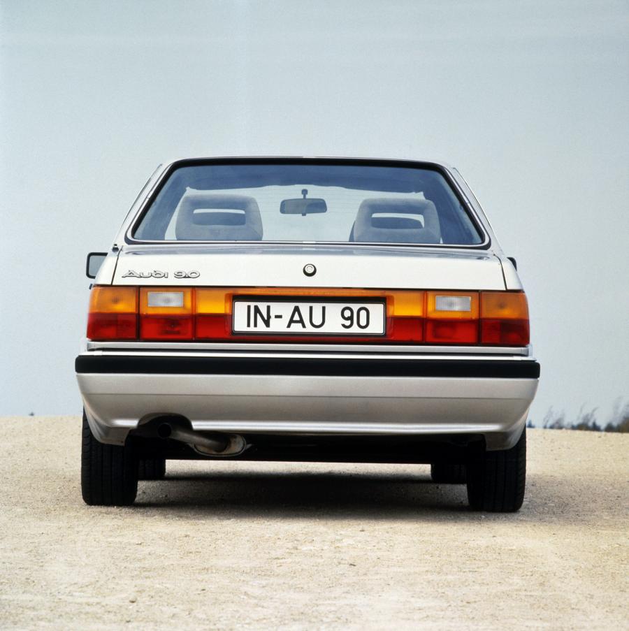  Audi 90 (B2) 1984 года  (фото 3 из 14)